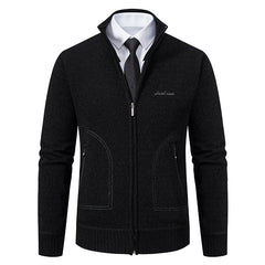 Men’s Thick Cardigan – Winter Comfort Meets Effortless Style