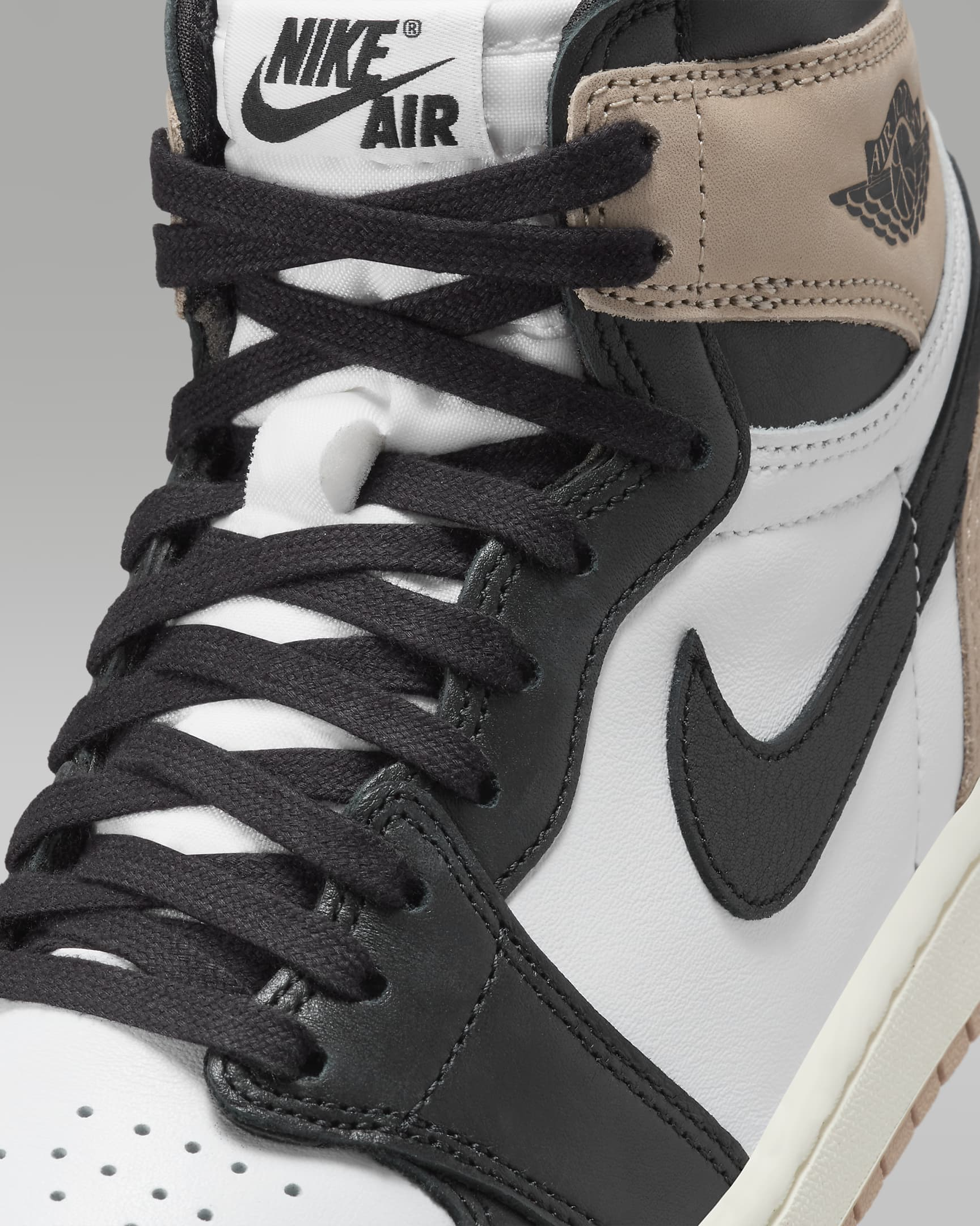 AIR JORDAN 1 RETRO High OG "Latte" #