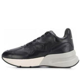(WMNS) Alexander McQueen Oversized Runner 'Black White' 553787WHRU01000 #