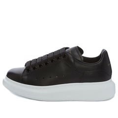 (WMNS) Alexander McQueen Oversized Sneaker 'Black' 462214WHGP01000 #