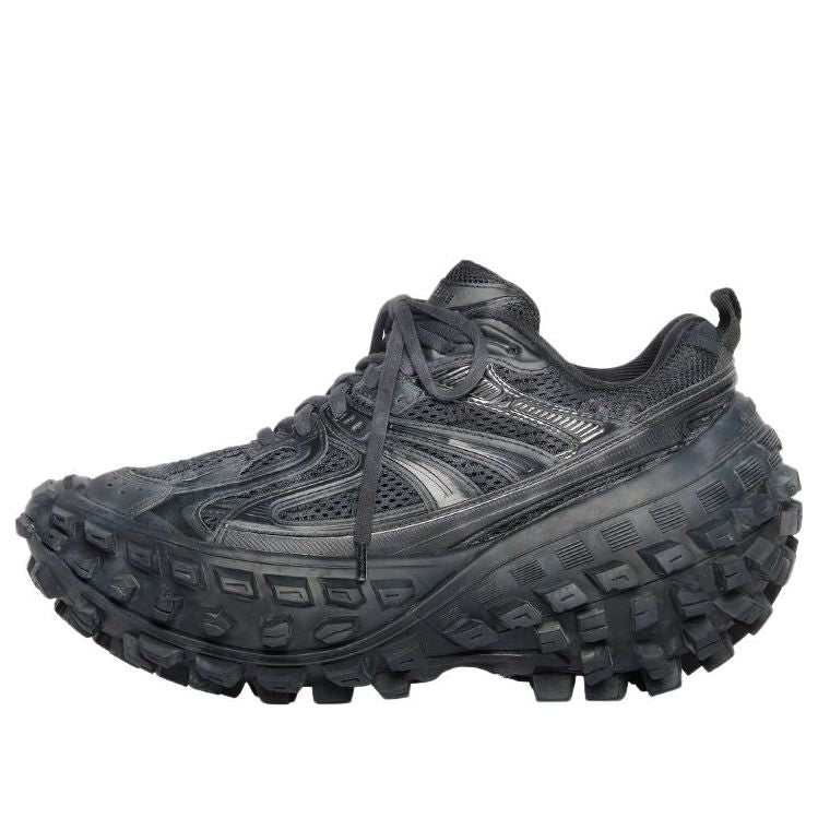 (WMNS) Balenciaga Defender 'Black' 685611W2RA61000 #