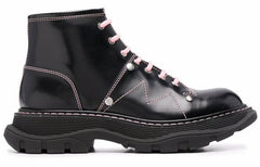 (WMNS) Alexander McQueen Contrast Stitch Tread Lace Up Boots 'Black Pink' 595469WHZ881336 #