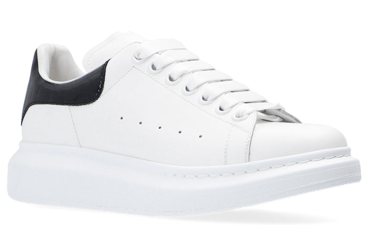 (WMNS) Alexander McQueen Oversized Sneaker 'White Black' 553770WHXMY9061 #