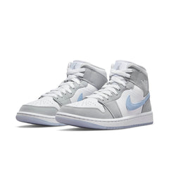 (WMNS) Air Jordan 1 Mid 'Wolf Grey Aluminum' BQ6472-105 #