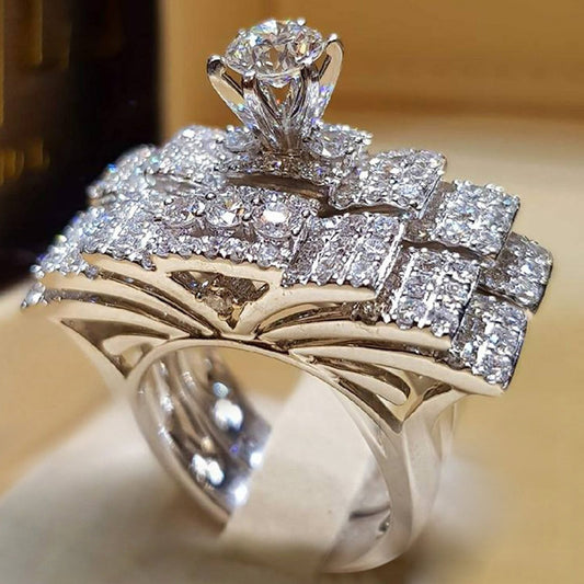 Couple Creative Engagement Ring