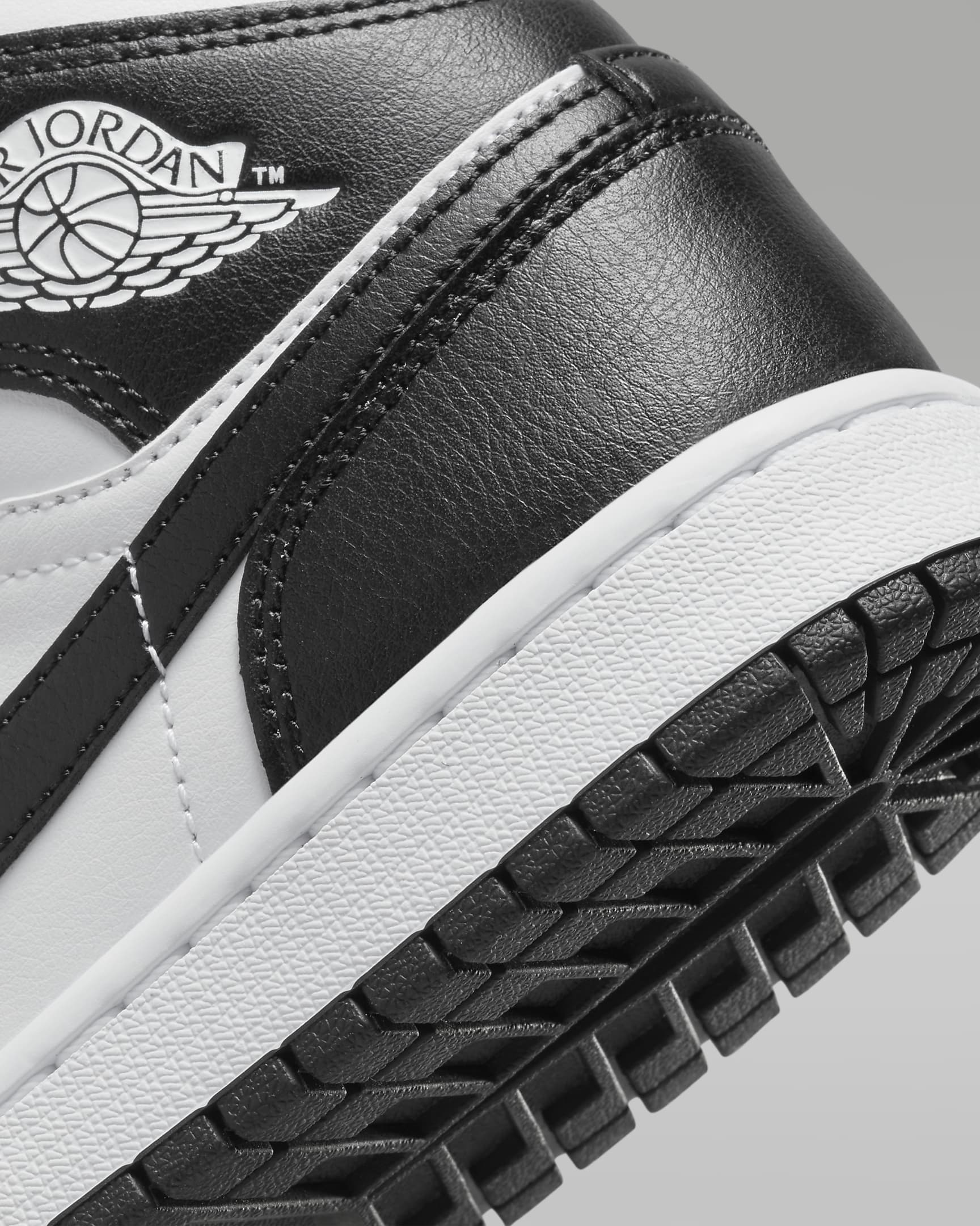 AIR JORDAN 1 White/Black #